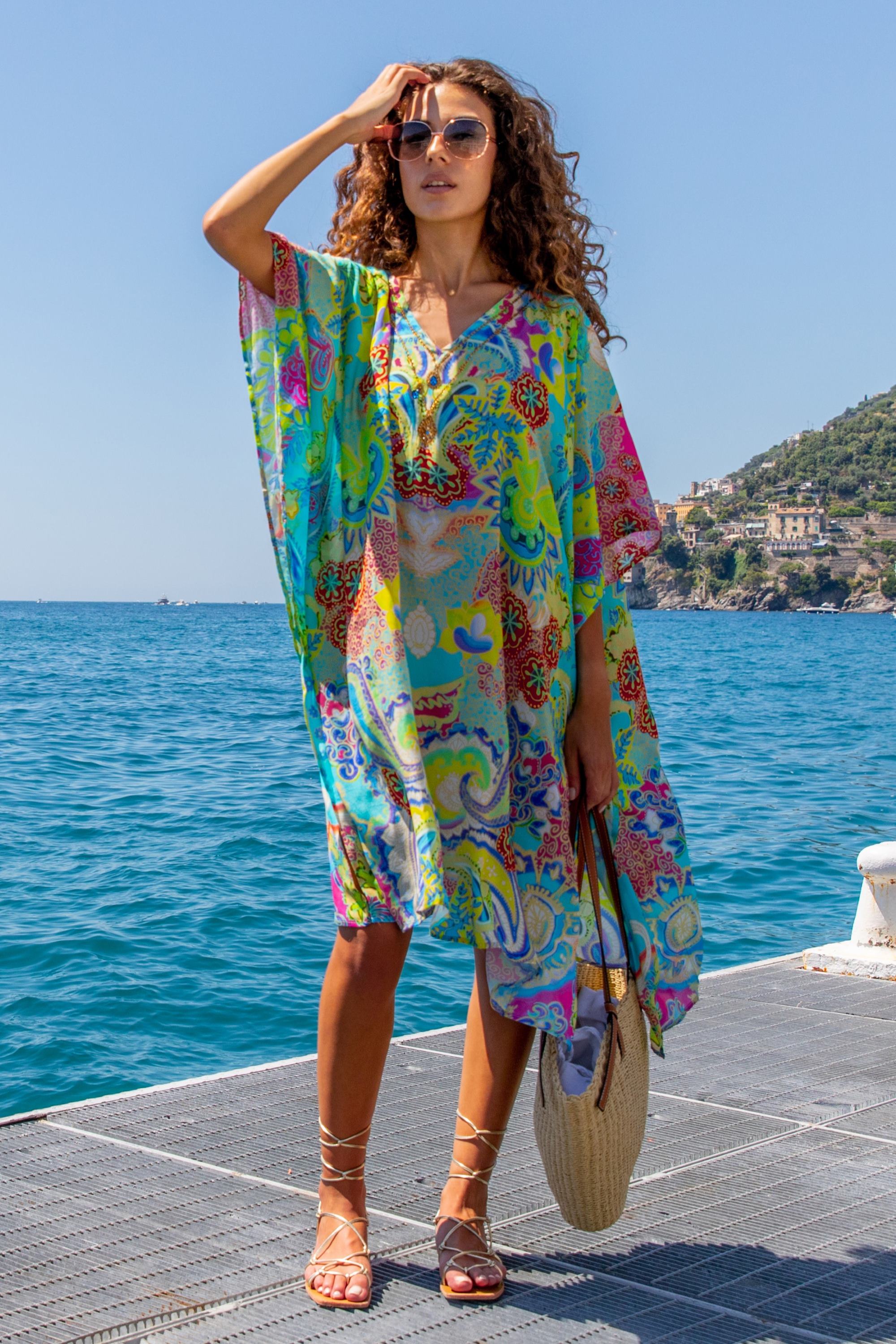 Ultimate Guide to Caftan Beach Cover Ups: Stylish Solutions for Your Beach Day